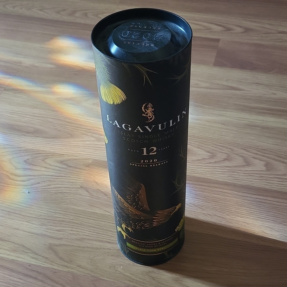 Lagavulin Special Release 2020 Box/Container